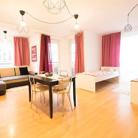 Ferienwohnung Happyestate Ul Biskupia Old Town Breslau Exterior foto