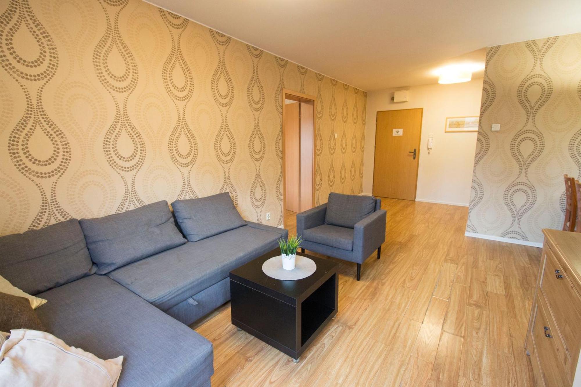 Happyestate Ul Biskupia Old Town Apartment
